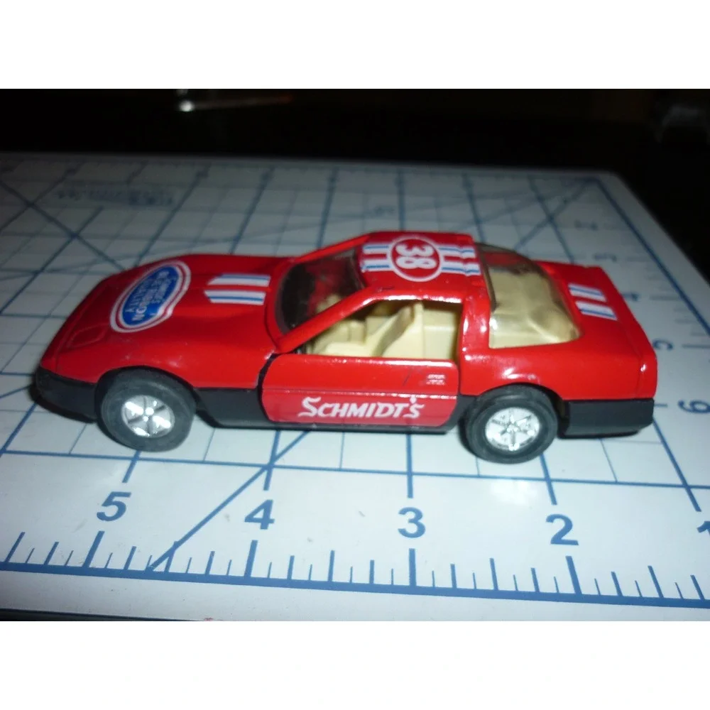 Schmidt's Blue Ribbon Quality Red Corvette C4 Diecast Toy Car #38‎ Opening Hood